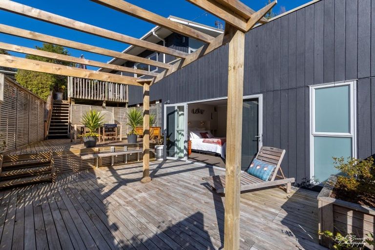 Photo of property in 41 Norana Road, Maoribank, Upper Hutt, 5018