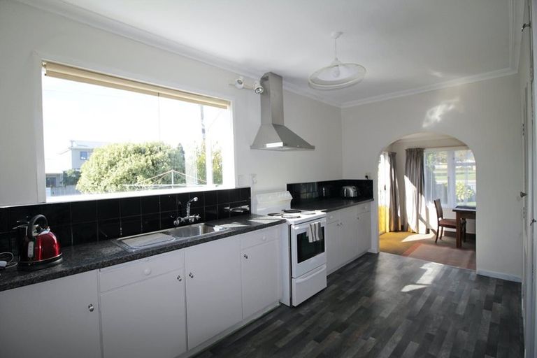Photo of property in 85 Bartholomew Road, Levin, 5510