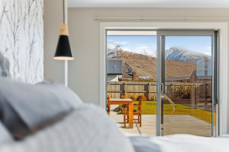 Photo of property in 11 Turnbull Crescent, Wanaka, 9305