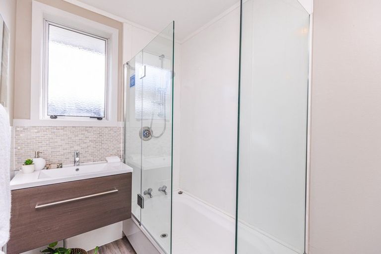 Photo of property in 2 Cypress Place, Aramoho, Whanganui, 4500