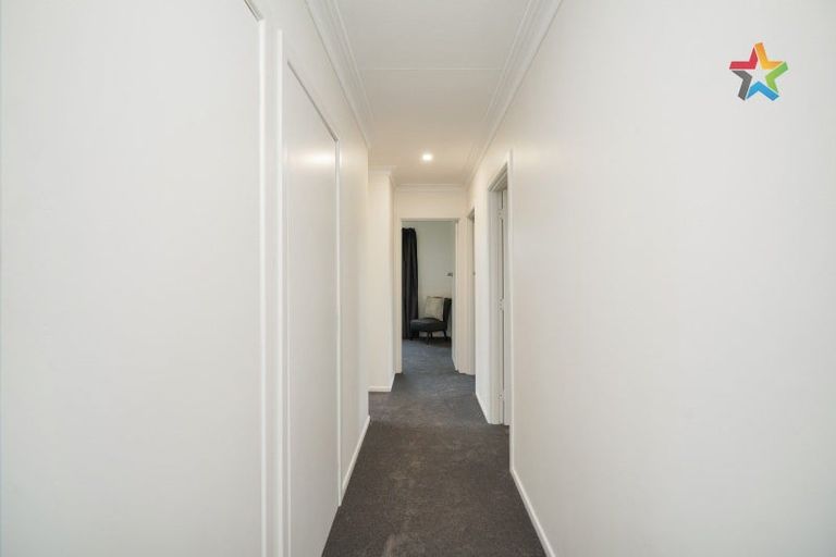 Photo of property in 21 Dumbarton Place, Strathern, Invercargill, 9812