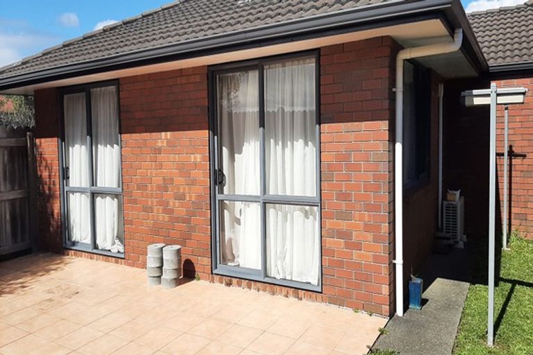 Photo of property in 18 Carlingford Drive, East Tamaki, Auckland, 2016