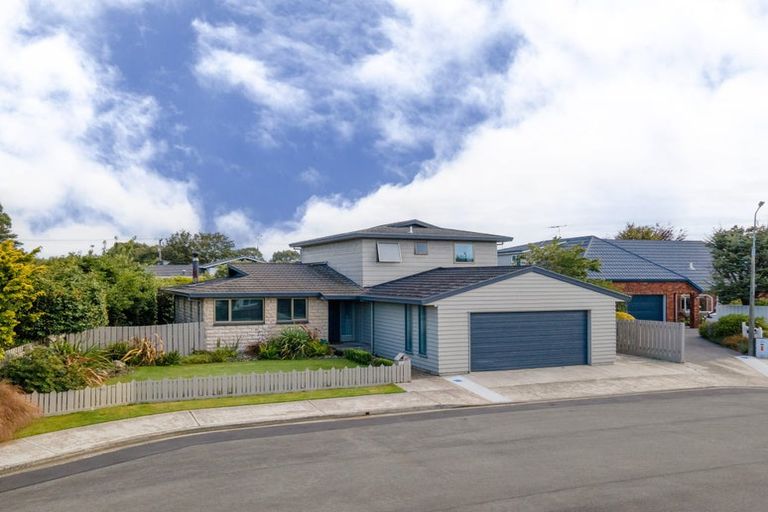 Photo of property in 16 Kildare Place, Waikiwi, Invercargill, 9810