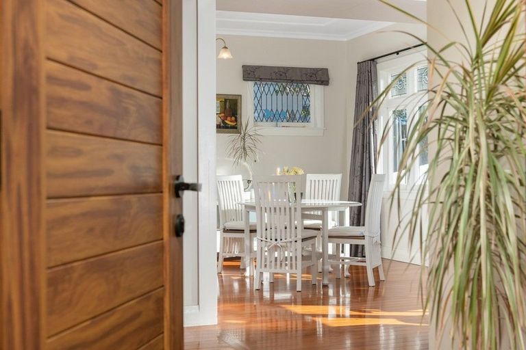 Photo of property in 25 Windsor Road, Bellevue, Tauranga, 3110