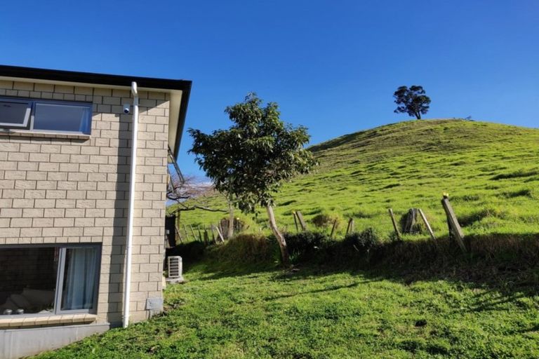 Photo of property in 44d Mountain Road, Mangere Bridge, Auckland, 2022