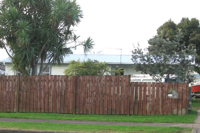 Photo of property in 43 Cherry Road, Bucklands Beach, Auckland, 2014