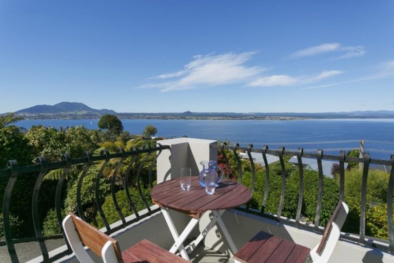 Photo of property in 54 Wakeman Road, Acacia Bay, Taupo, 3330