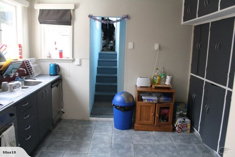 Photo of property in 4 Howard Street, Mount Cook, Wellington, 6021