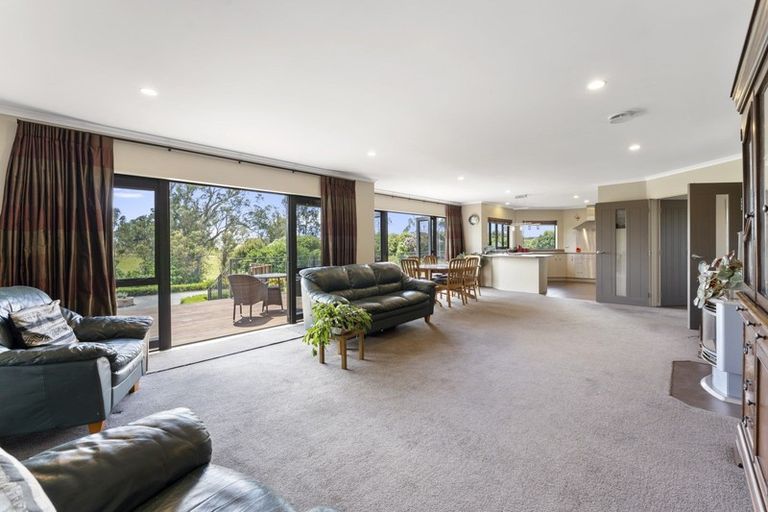 Photo of property in 45f Briarwood Road, Kelvin Grove, Palmerston North, 4470
