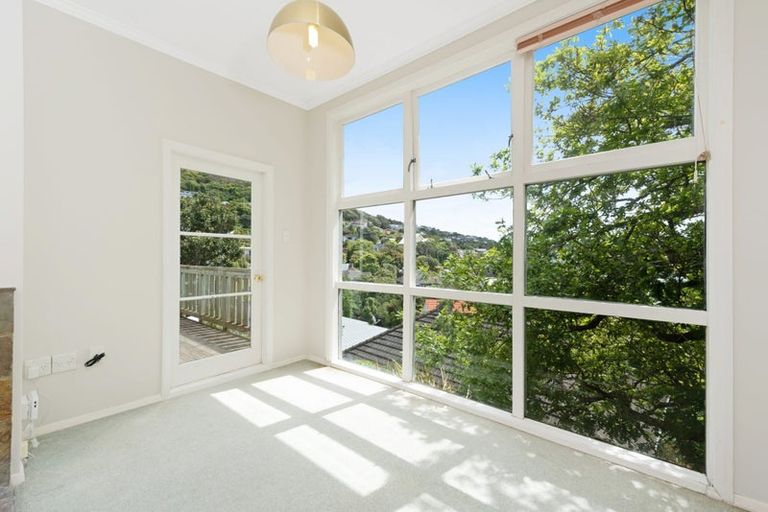 Photo of property in 4 Cardrona Way, Karori, Wellington, 6012