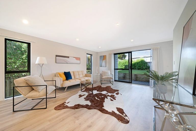 Photo of property in 439a West Coast Road, Glen Eden, Auckland, 0602