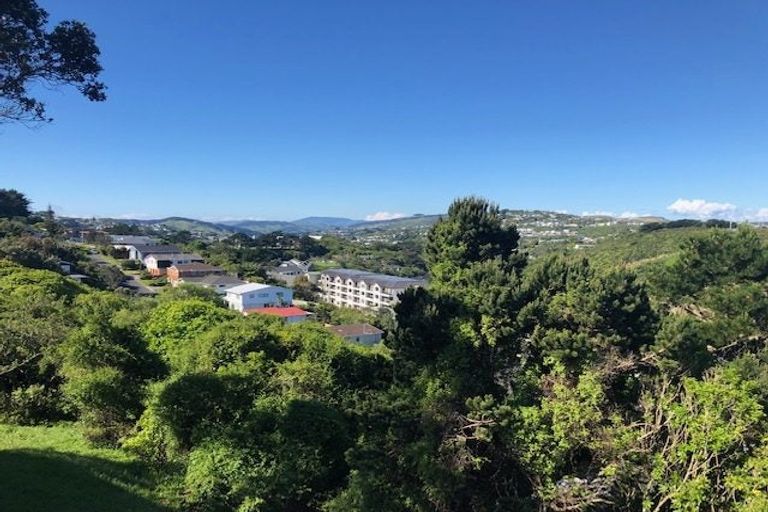 Photo of property in 24 Rajkot Terrace, Broadmeadows, Wellington, 6035