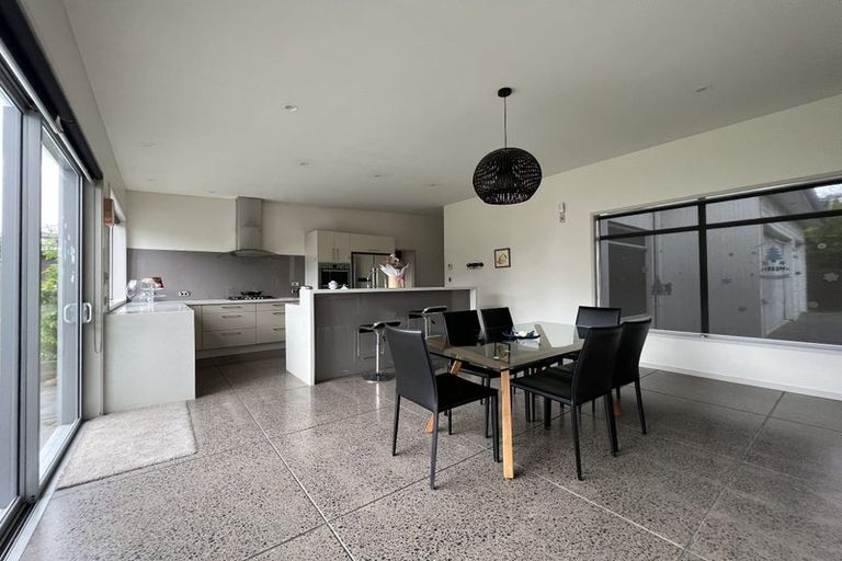 Photo of property in 18 Shalimar Place, Huntington, Hamilton, 3210