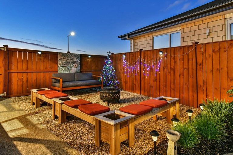 Photo of property in 3 Papaview Road, Papakura, 2110