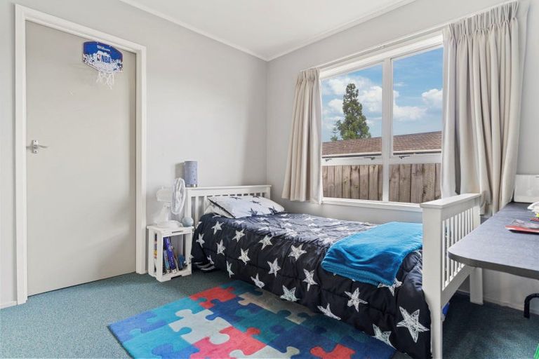 Photo of property in 17 Tudor Place, Mount Maunganui, 3116