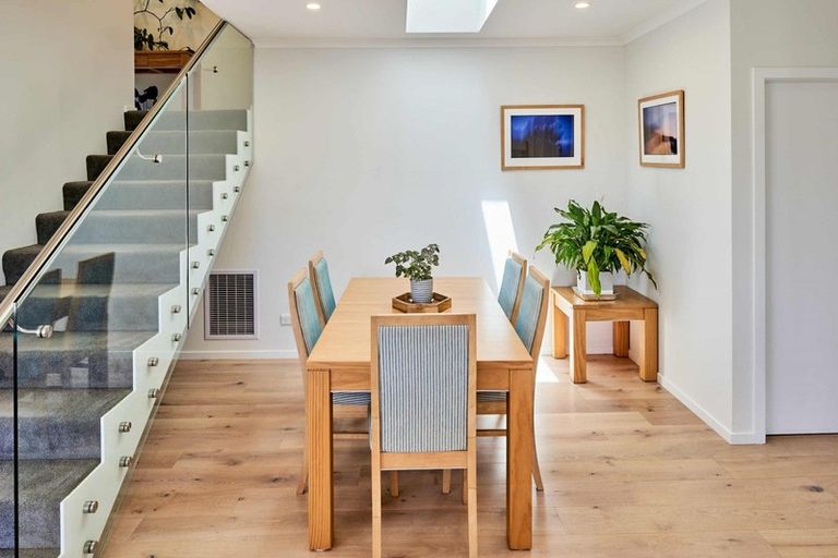 Photo of property in 102 Navigation Drive, Whitby, Porirua, 5024