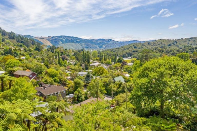 Photo of property in 54 Jocelyn Crescent, Pinehaven, Upper Hutt, 5019