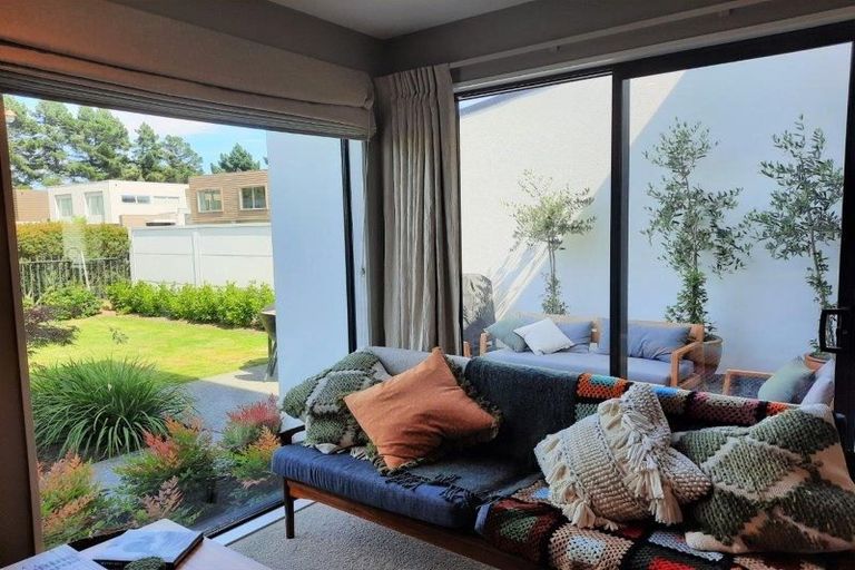 Photo of property in 4 Dave Jamieson Lane, Hillmorton, Christchurch, 8024