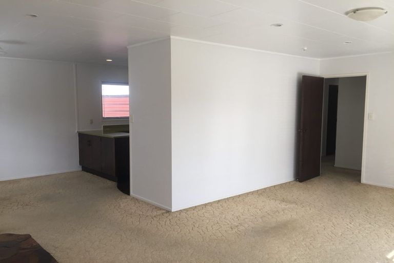 Photo of property in 1/2 Wolfe Street, Regent, Whangarei, 0112