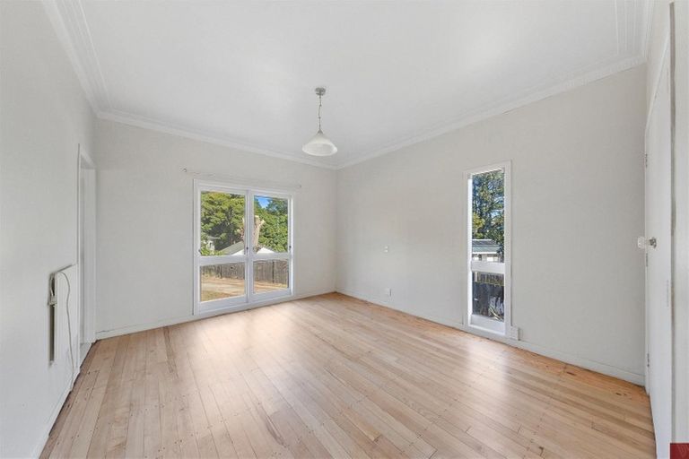 Photo of property in 16 Crail Court, Totara Heights, Auckland, 2105
