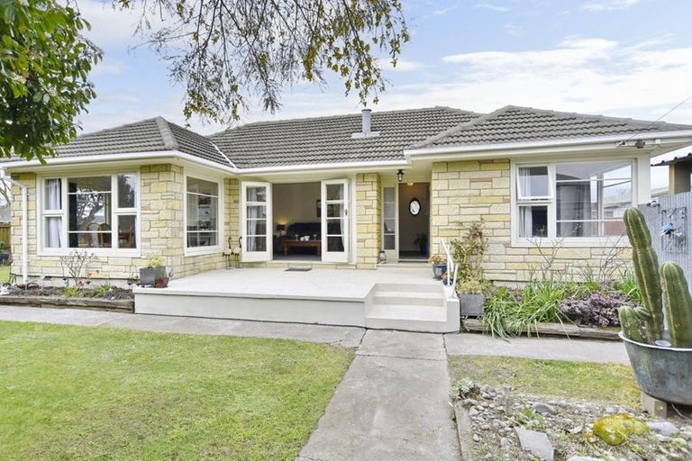 Photo of property in 70 Basingstoke Street, Aranui, Christchurch, 8061