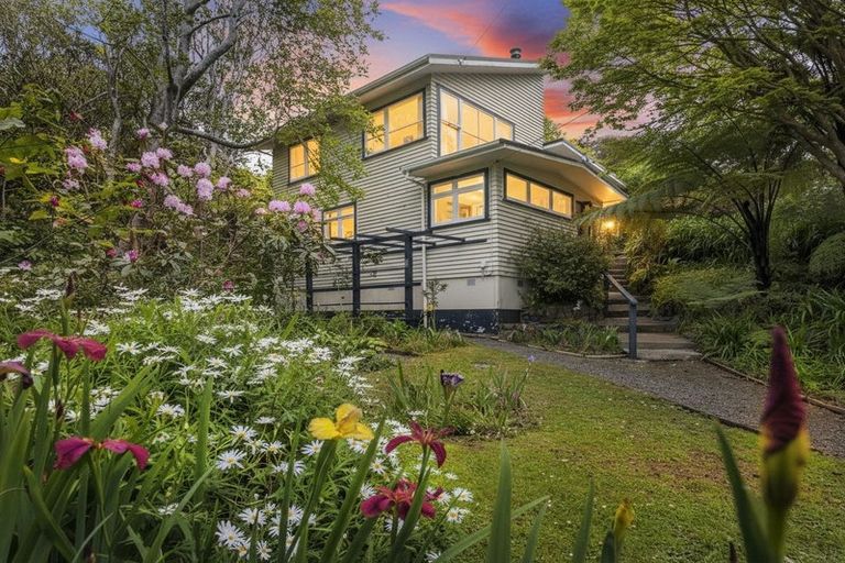 Photo of property in 6 Muri Road, Pukerua Bay, 5026
