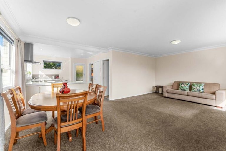 Photo of property in 294 Ngatai Road, Bellevue, Tauranga, 3110