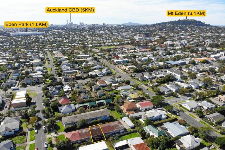 Photo of property in 1/6 Arabi Street, Sandringham, Auckland, 1041