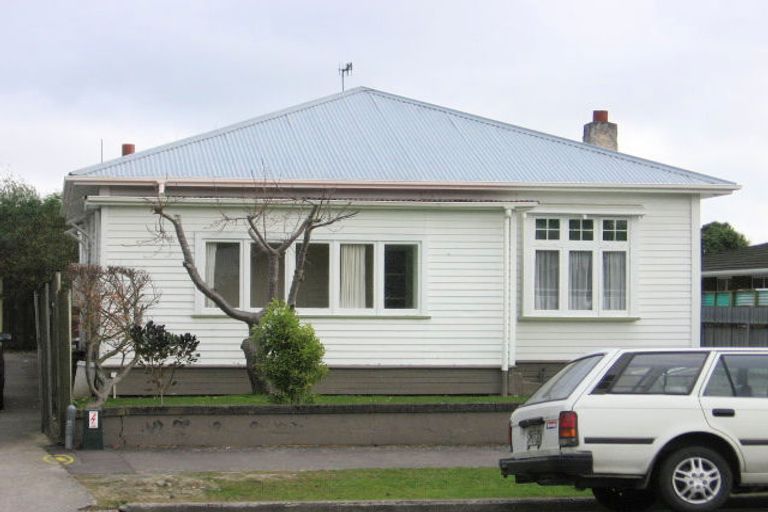 Photo of property in 42 Morris Street, Hokowhitu, Palmerston North, 4410
