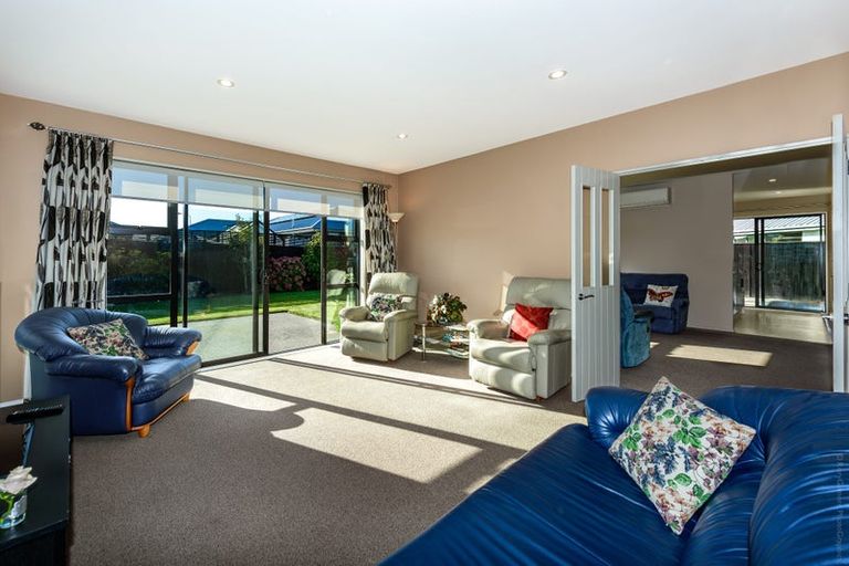 Photo of property in 7 Wisteria Lane, Rangiora, 7400