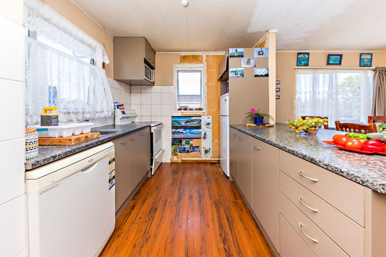 Photo of property in 6 Israel Avenue, Clover Park, Auckland, 2023