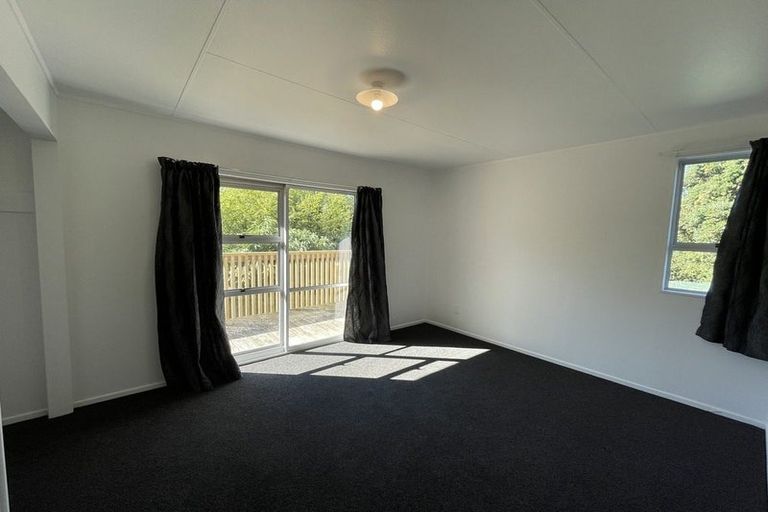 Photo of property in 35c Clearmont Crescent, Blagdon, New Plymouth, 4310