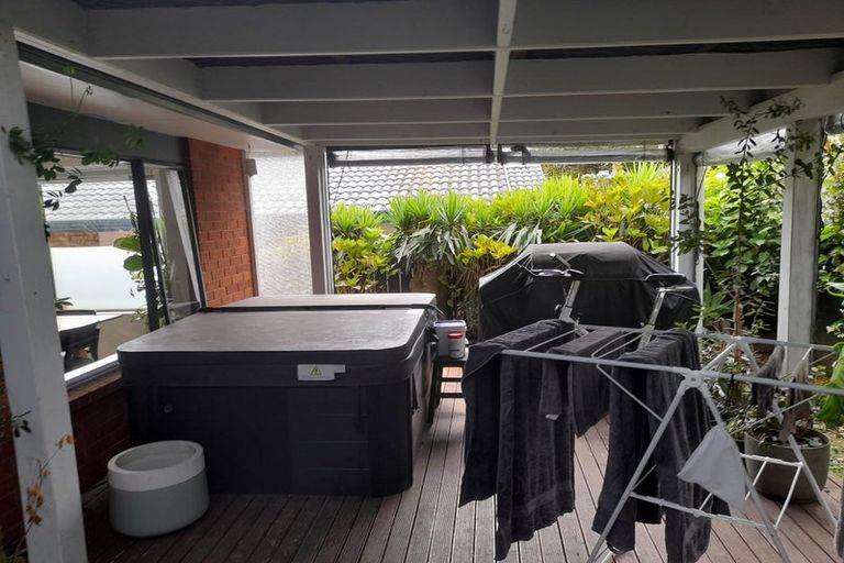 Photo of property in 4a Mckittrick Avenue, Flat Bush, Auckland, 2019