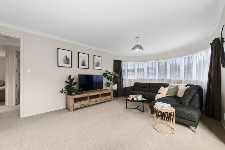 Photo of property in 15 Corlett Street, Utuhina, Rotorua, 3015