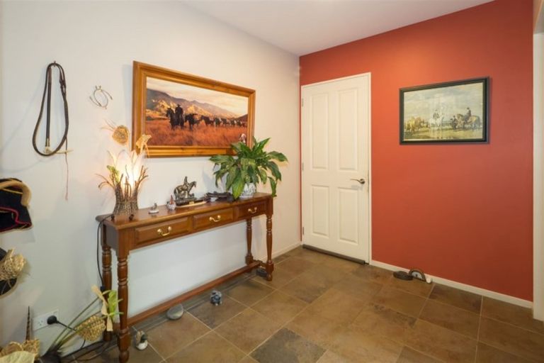 Photo of property in 3 Robinson Street, Rakaia, 7710