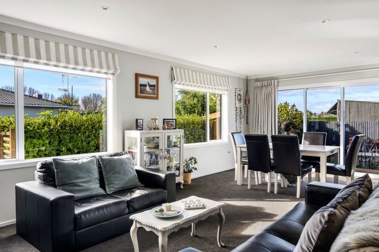 Photo of property in 22 Lyndhurst Drive, Motueka, 7120