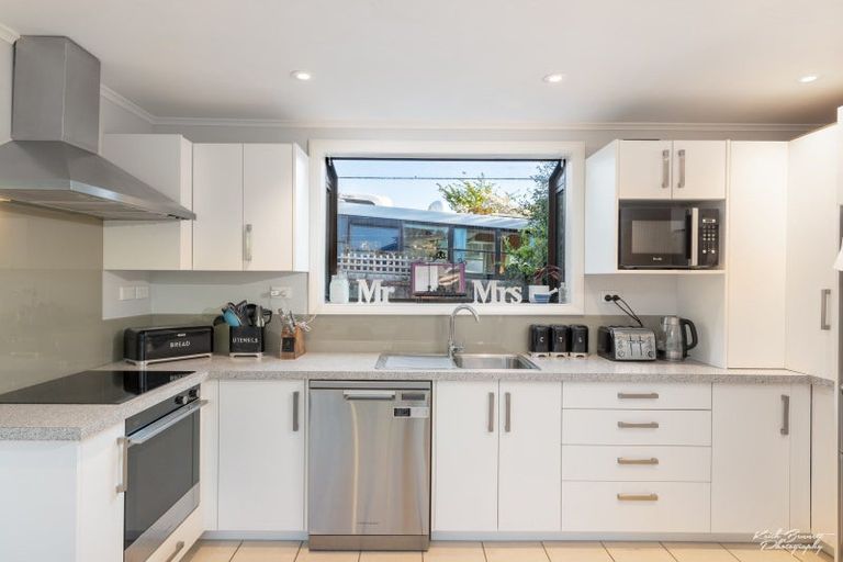 Photo of property in 9 Maymorn Road, Te Marua, Upper Hutt, 5018