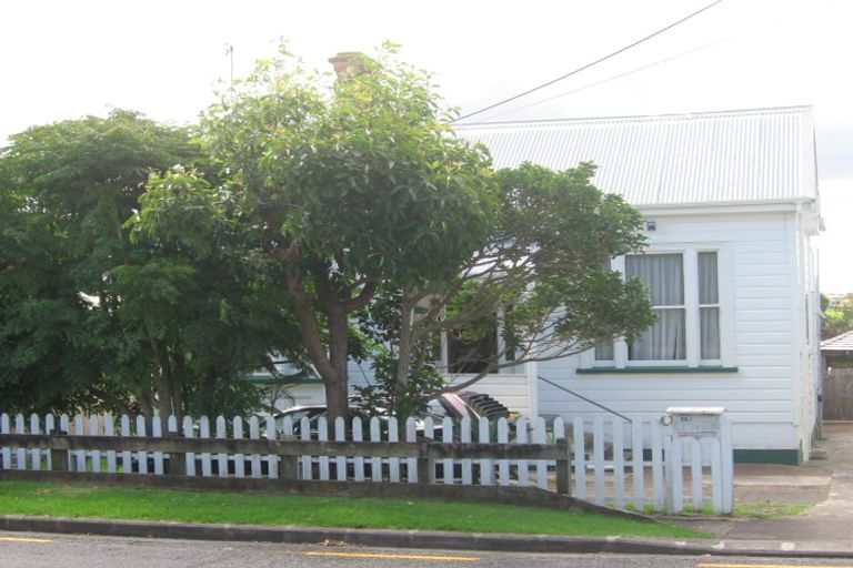 Photo of property in 2/14 Mozeley Avenue, Devonport, Auckland, 0624