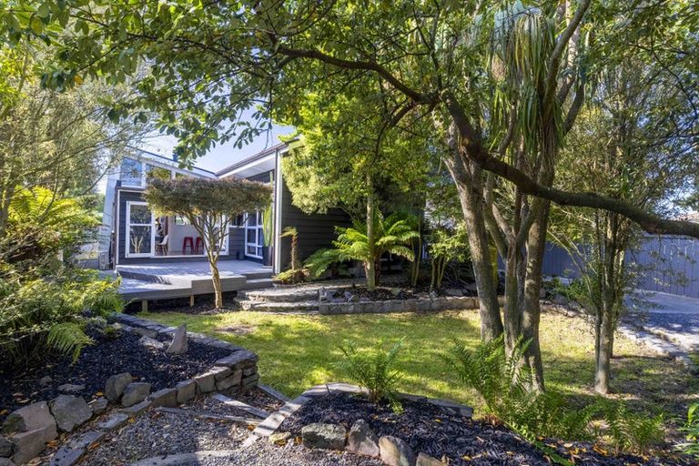 Photo of property in 36 Kellys Road, Mairehau, Christchurch, 8052