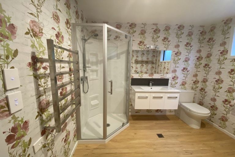 Photo of property in 12 Farrant Drive, Wanaka, 9305