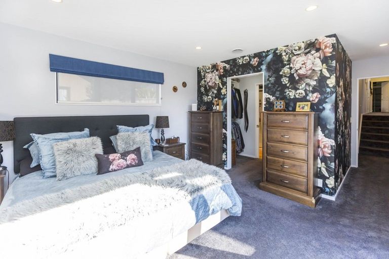 Photo of property in 7 Ormrod Grove, Riverstone Terraces, Upper Hutt, 5018