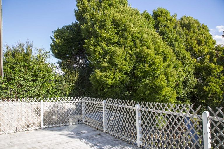 Photo of property in 2/26 Richards Avenue, Forrest Hill, Auckland, 0620