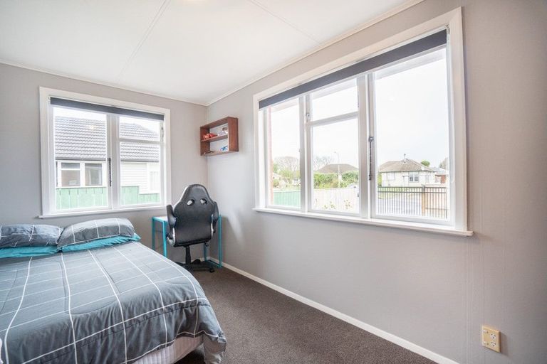 Photo of property in 3 Ayr Place, Hokowhitu, Palmerston North, 4410