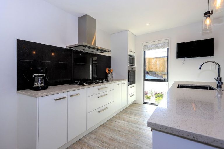 Photo of property in 15 Anglers Way, Omokoroa, 3114