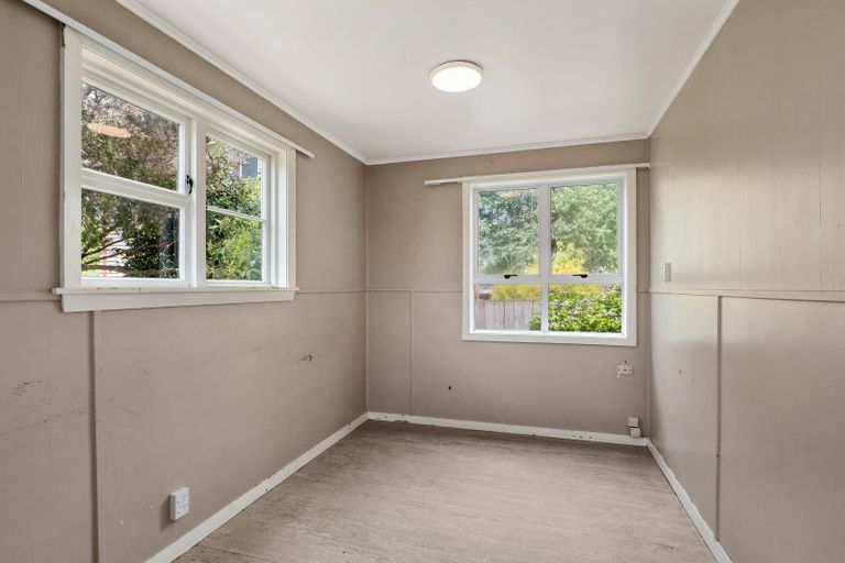 Photo of property in 7 Hooker Avenue, Bryndwr, Christchurch, 8053