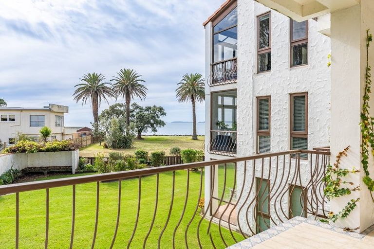 Photo of property in 27/34 Waiwera Place, Waiwera, Orewa, 0994