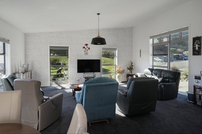 Photo of property in 12 Devenish Place, Atawhai, Nelson, 7010