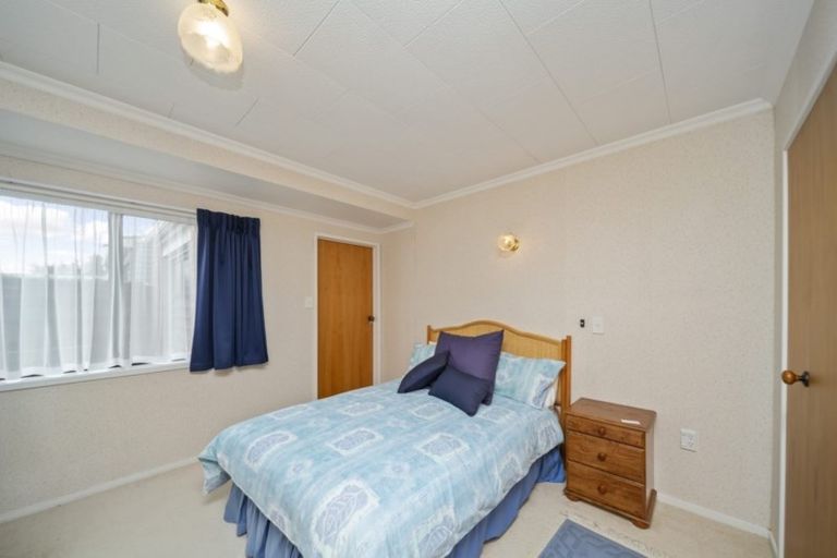 Photo of property in 6a Cornwall Street, Brooklands, New Plymouth, 4310