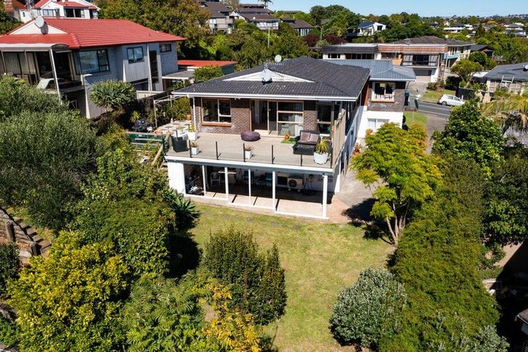 Photo of property in 2/89 Takutai Avenue, Half Moon Bay, Auckland, 2012