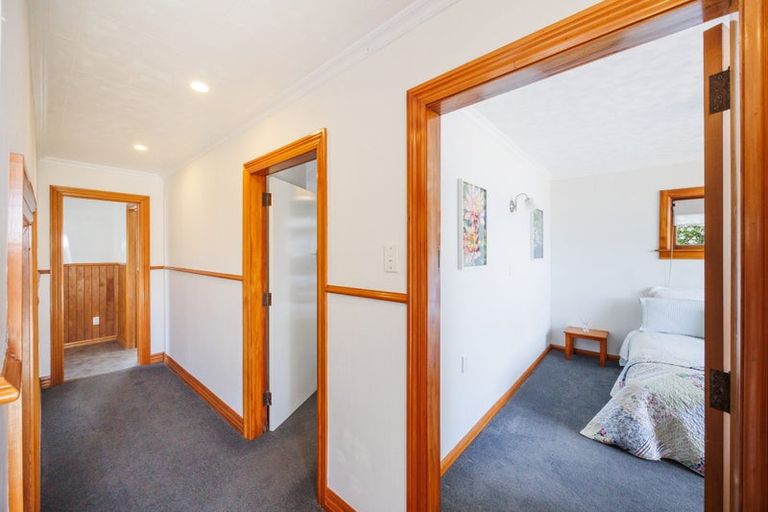 Photo of property in 996 Tremaine Avenue, Roslyn, Palmerston North, 4414